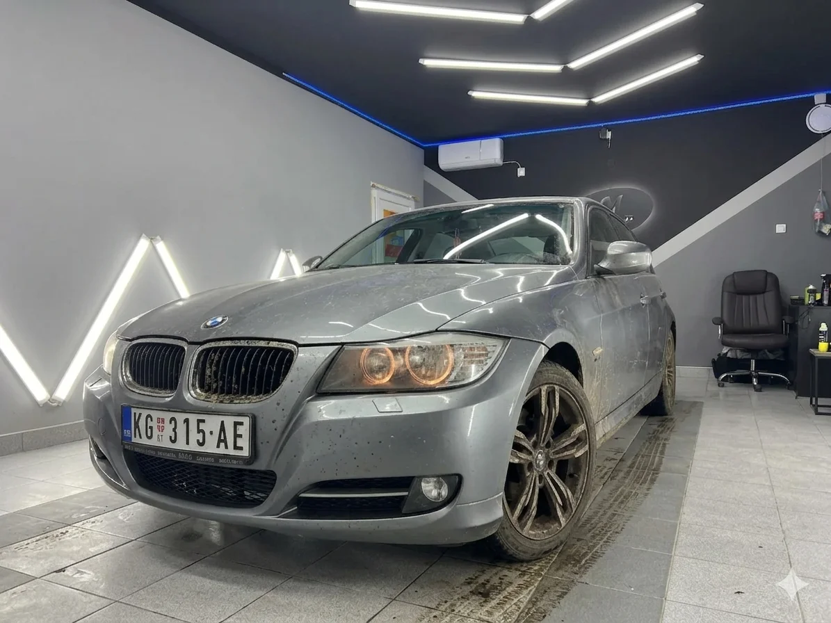 BMW 3 Series pre poliranja