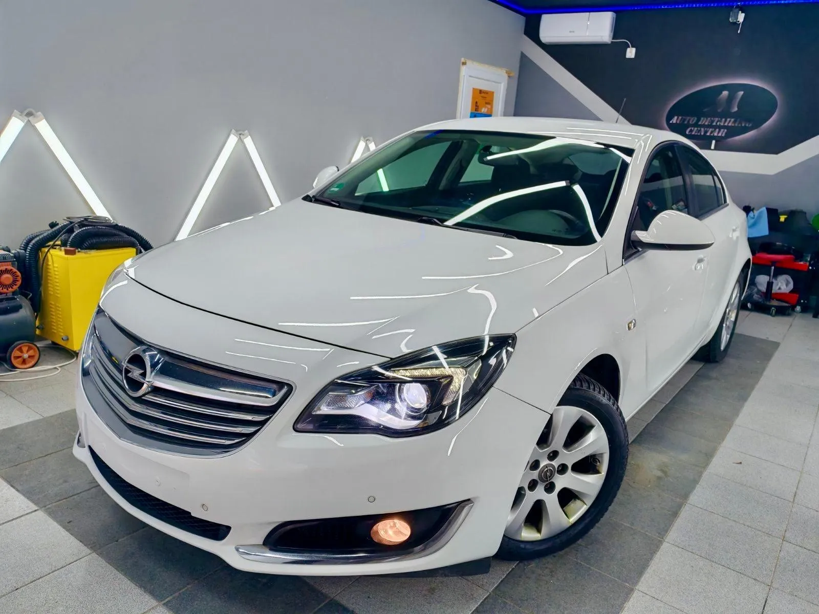 Opel Insignia — poliranje i keramička zaštita, rezultat 4